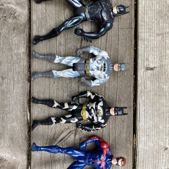 Lot Of 10 Vintage 1990s Batman Action Figures Kenner & Robocop, Power Rangers - Picture 6 of 10